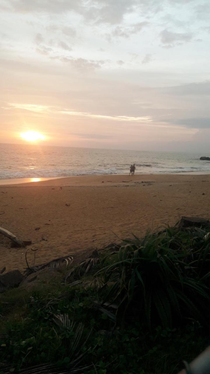 Sea View Resort Galle Exterior photo